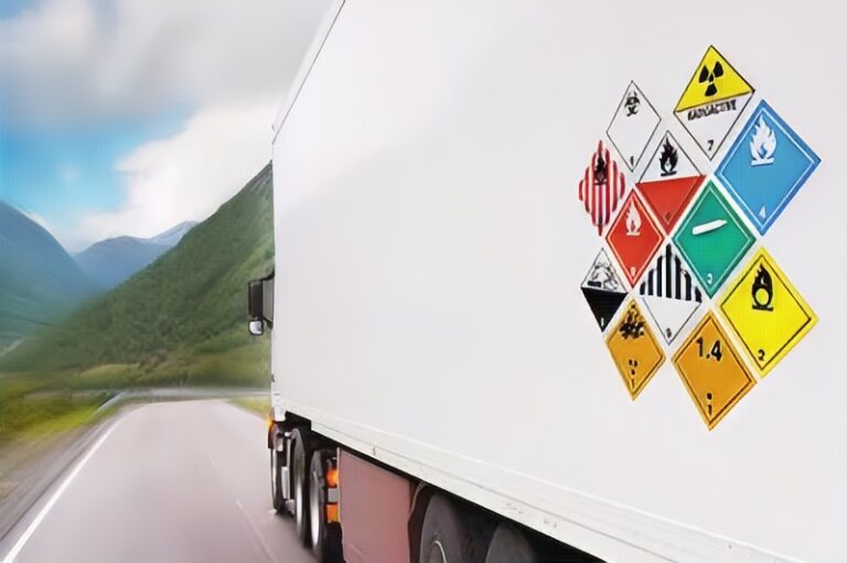 logisticsimed, logistica peru, lesjan peru, dankas peru, carga seca, maquinaria pesada, combustible, carga liviana, carga de mineral, tolvas, remolque, remolque cañera, mercancias peligrosas